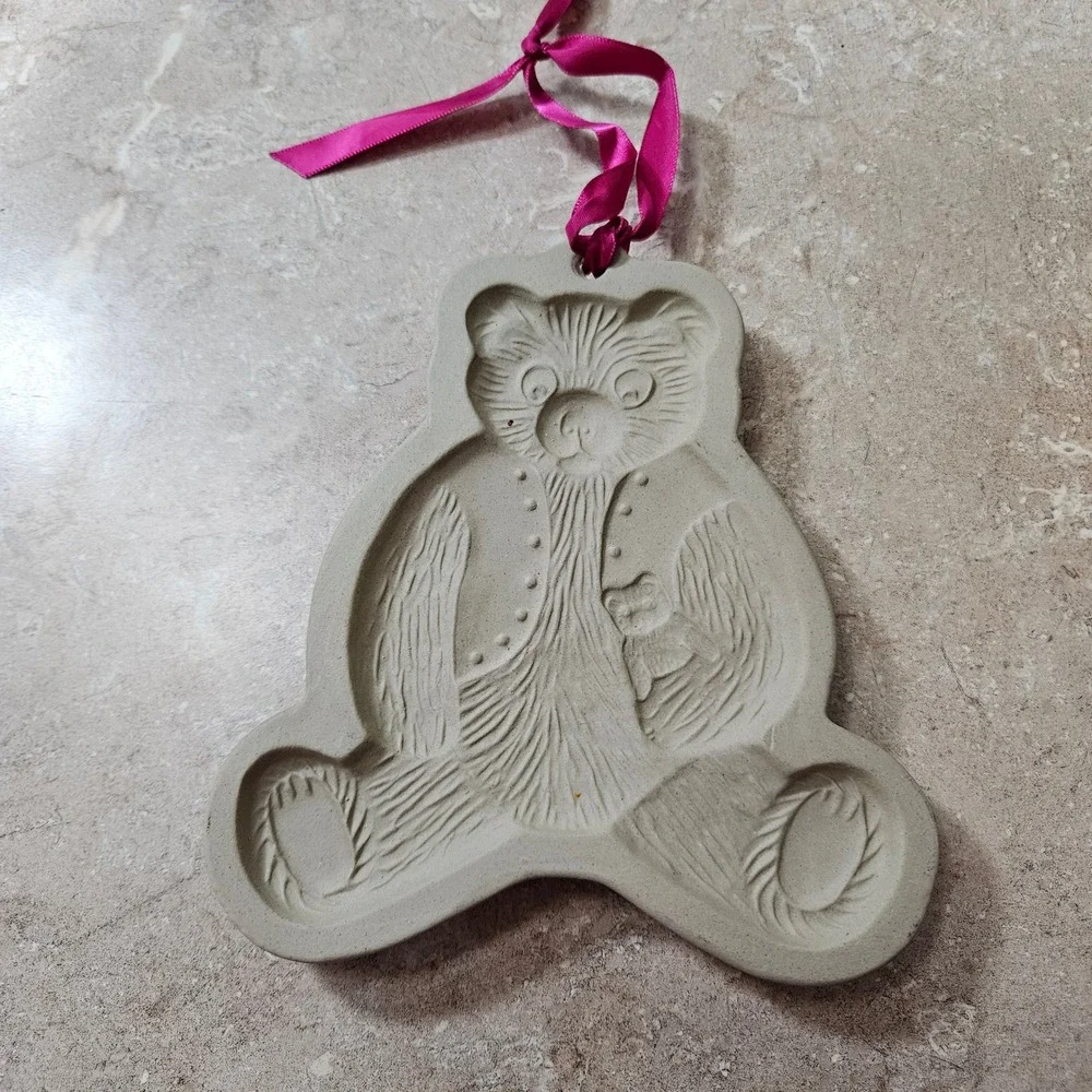 Brown Bag Cookie Art Teddy Bear Cookie Mold Stamp press 1984 Vintage Ornament‎